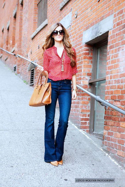 HOW TO STYLE THIS SEASON'S DENIM FLARED JEANS