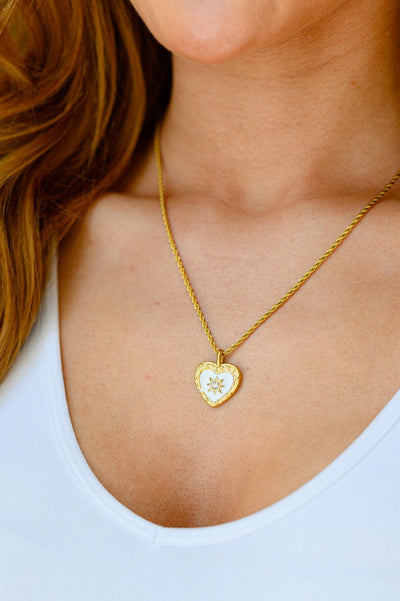 Sacred Heart Pendant Necklace - Waverly Paige Boutique
